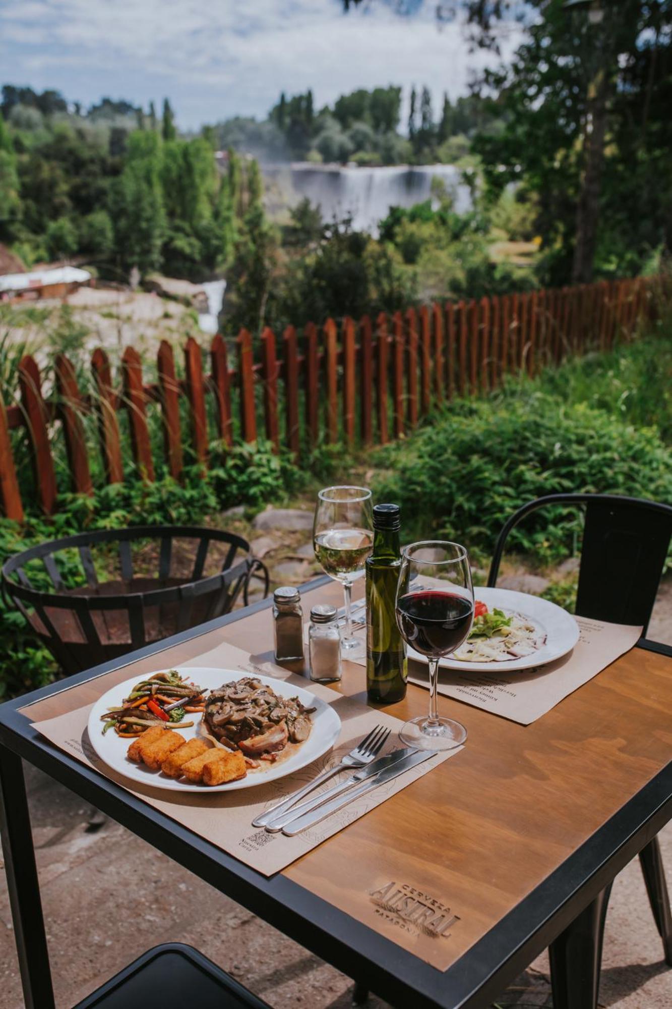 Hotel Salto Del Laja Лос-Анхелес Екстер'єр фото